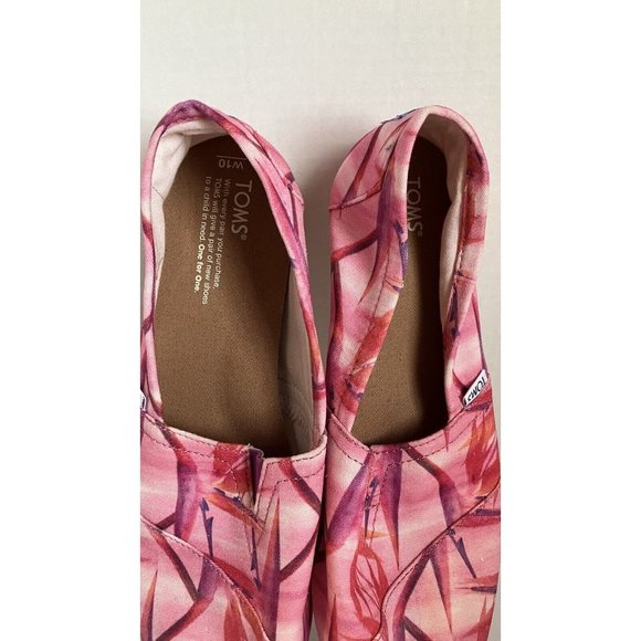 TOMS Pink & Burgundy Bamboo Pattern  womens SZ 10 slip on canvas Shoes WORN ONCE - Picture 1 of 7